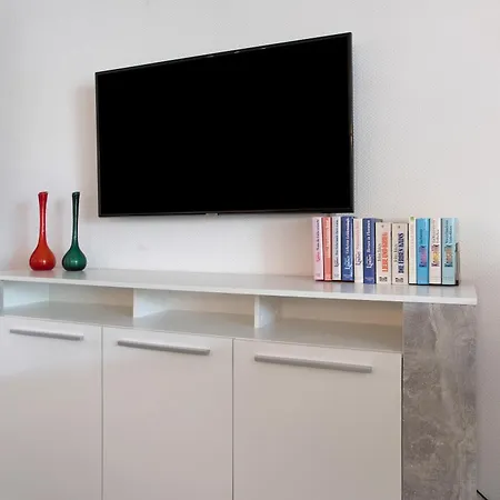 - Strandnah Lejlighed