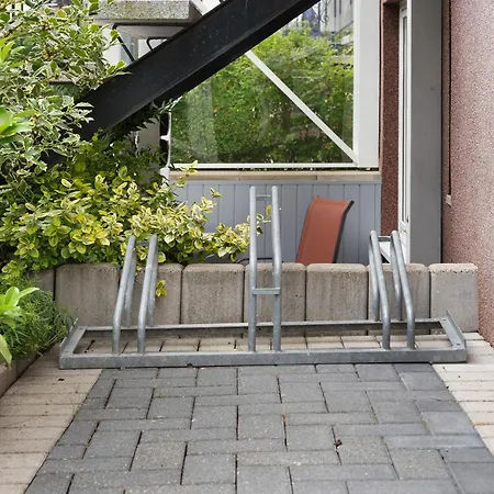 - Strandnah Lejlighed *