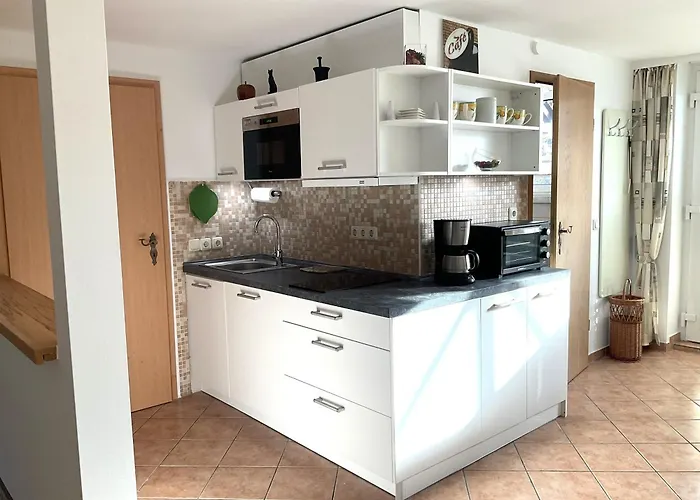 - Strandnah * 塞巴特黑灵斯多夫